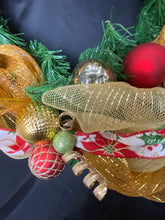 Load image into Gallery viewer, Garland Christmas Wreath 
